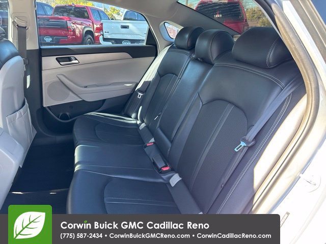 Used 2016 Hyundai Sonata SE FWD image 16