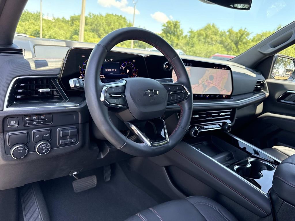 Used 2025 Chevrolet Tahoe RST w/ Comfort Package RWD image 34