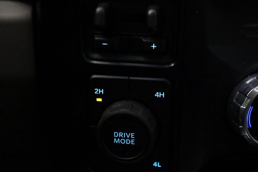 Used 2025 Ford F350 Platinum w/ Platinum Plus Package image 22