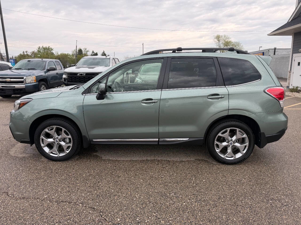 Used 2018 Subaru Forester 2.5i Touring AWD/4WD image 2