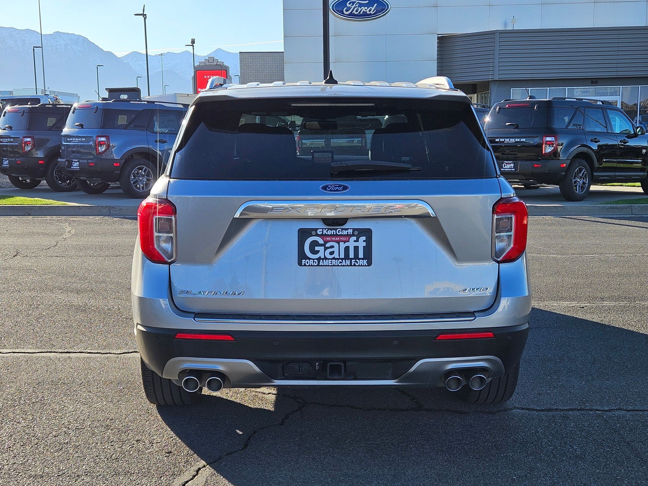 Used 2023 Ford Explorer Platinum w/ Technology Package image 7