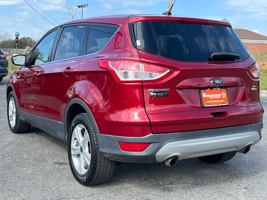 Used 2015 Ford Escape SE image 6
