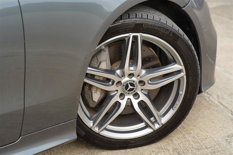 Used 2018 Mercedes-Benz E 400 Coupe image 25