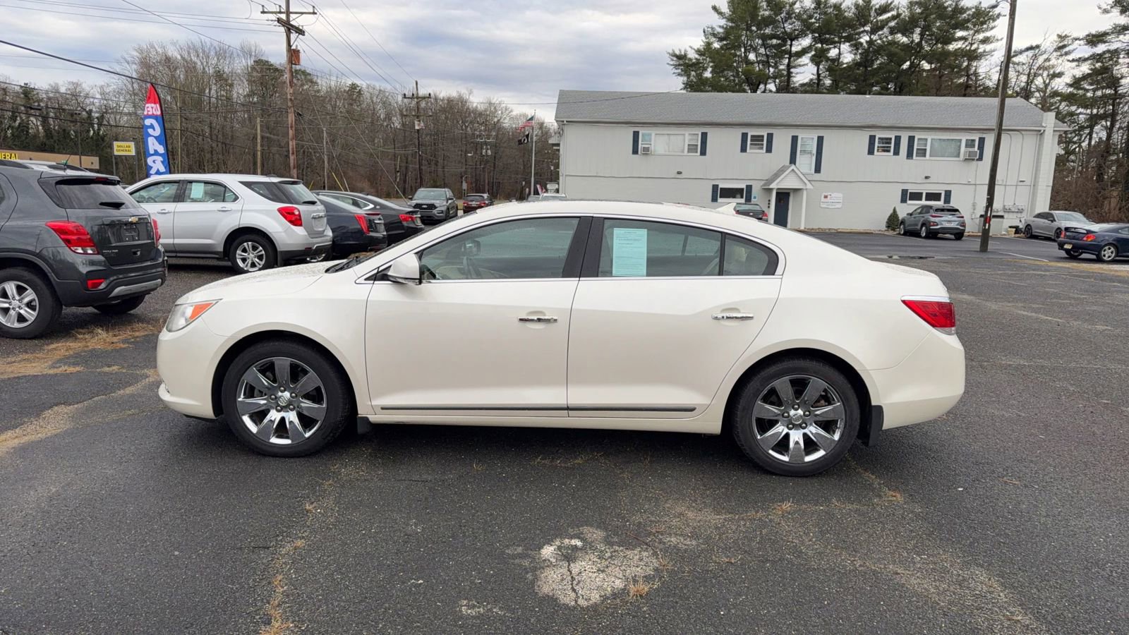Used 2011 Buick LaCrosse CXL image 4