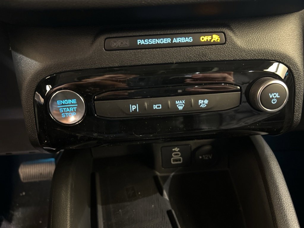 Used 2024 Ford Escape Base w/ PHEV Premium Package image 25