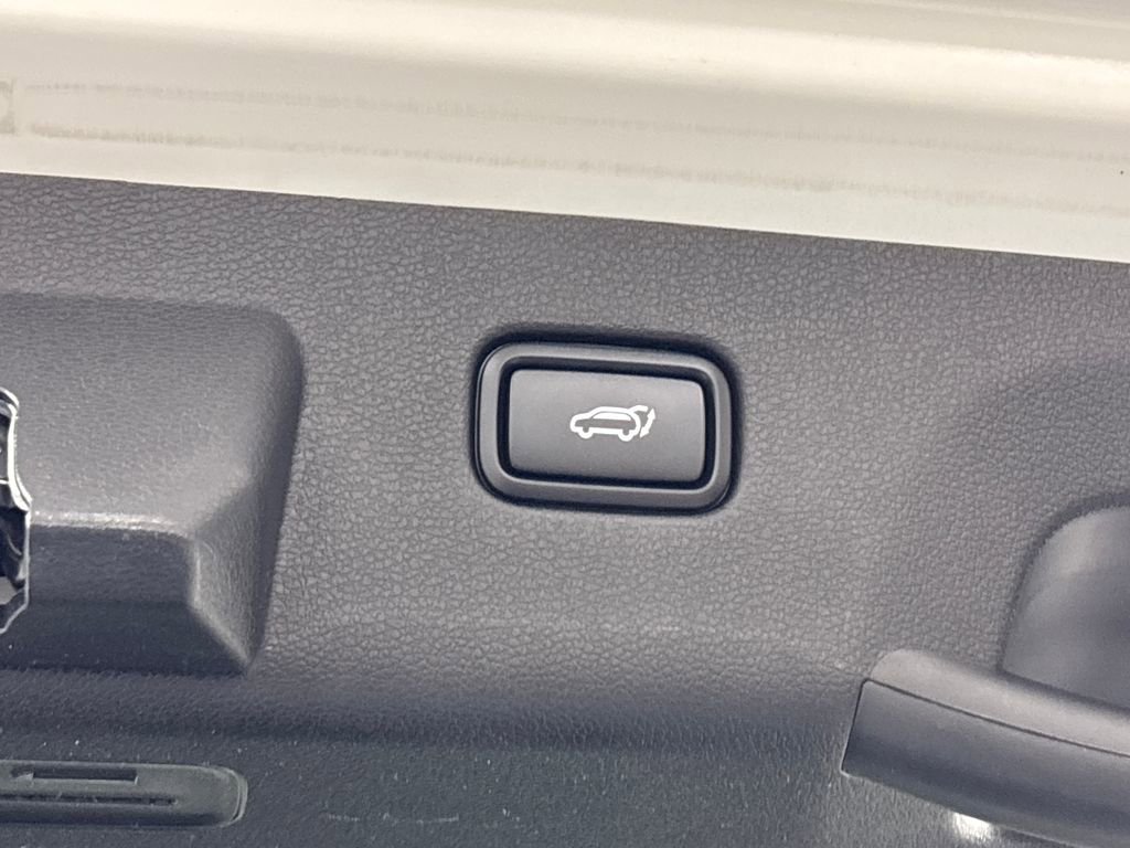 Certified 2025 Kia Sportage SX image 35