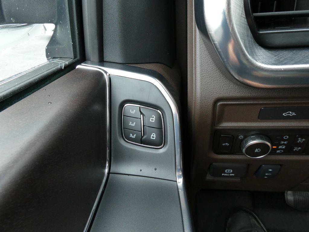 New 2026 Ford F150 King Ranch w/ Equipment Group 601A High AWD/4WD image 24