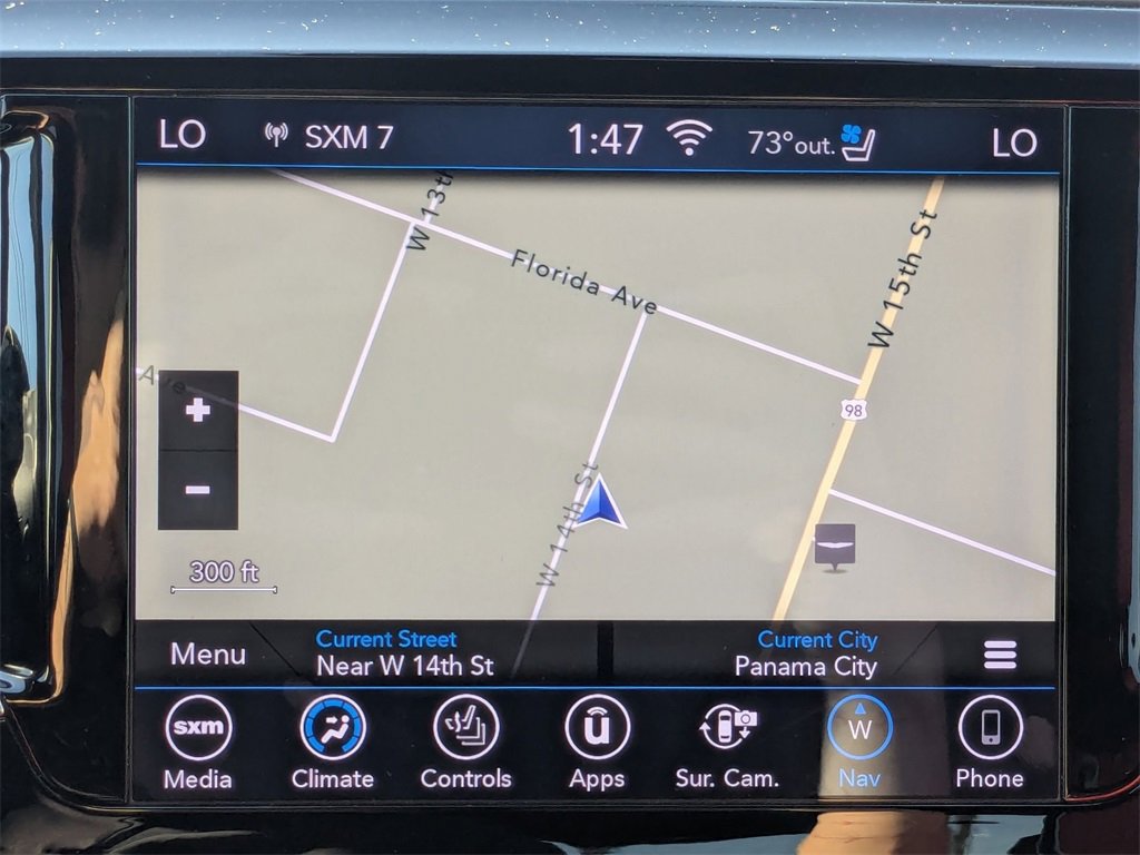 Used 2020 Chrysler Pacifica Limited w/ Quick Order Package 27H Red S image 14