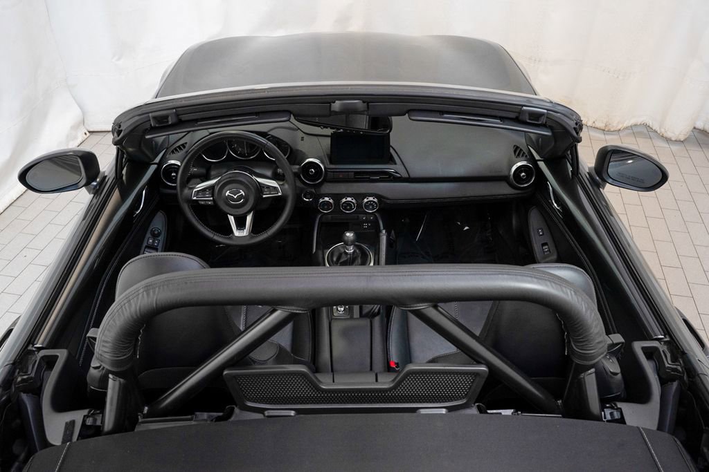 Used 2022 MAZDA MX-5 Miata Grand Touring RWD image 6