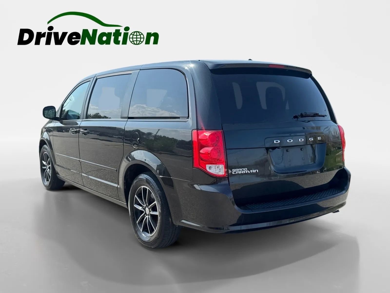 Used 2015 Dodge Grand Caravan SXT w/ Blacktop Package image 7