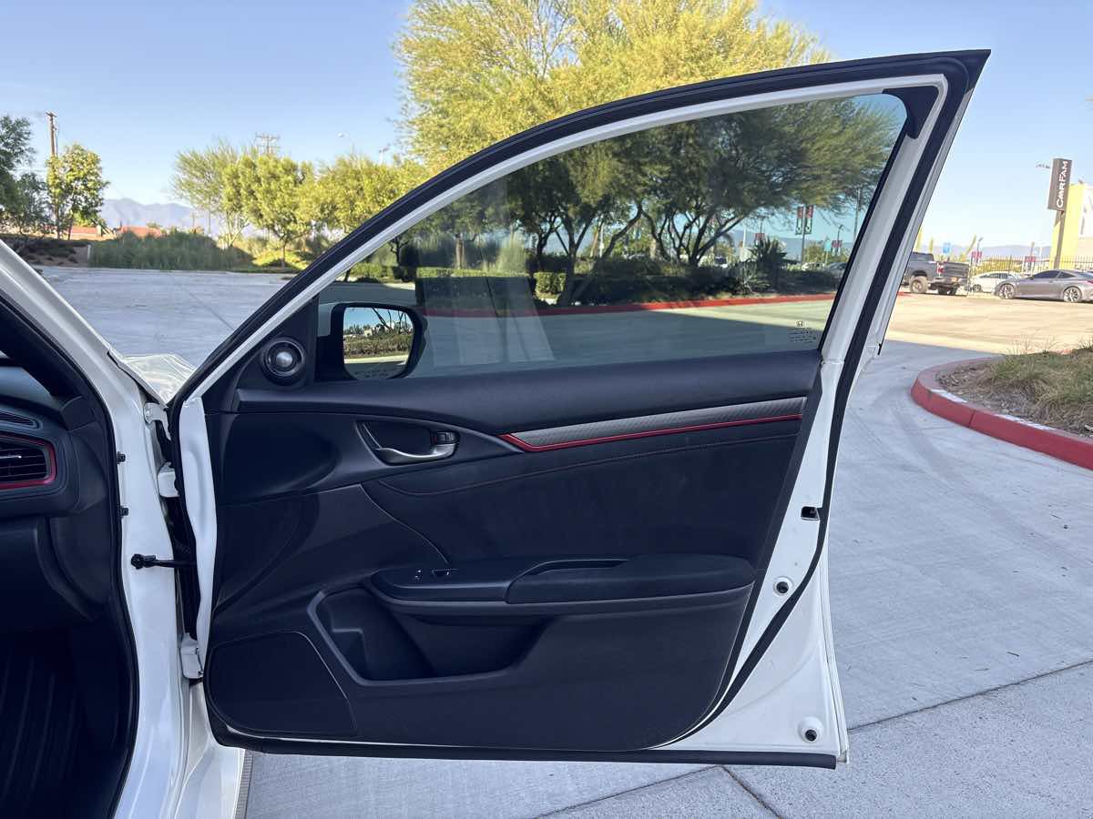 Used 2020 Honda Civic Type R image 16