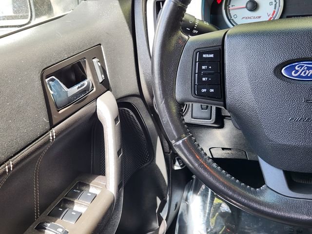 Used 2011 Ford Focus SEL w/ 301A Rapid Spec Order Code image 24