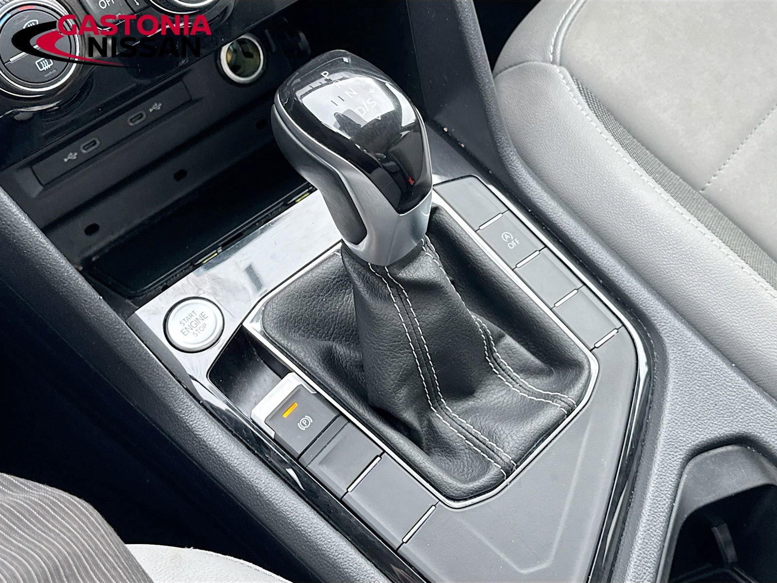 Used 2024 Volkswagen Taos SE image 21