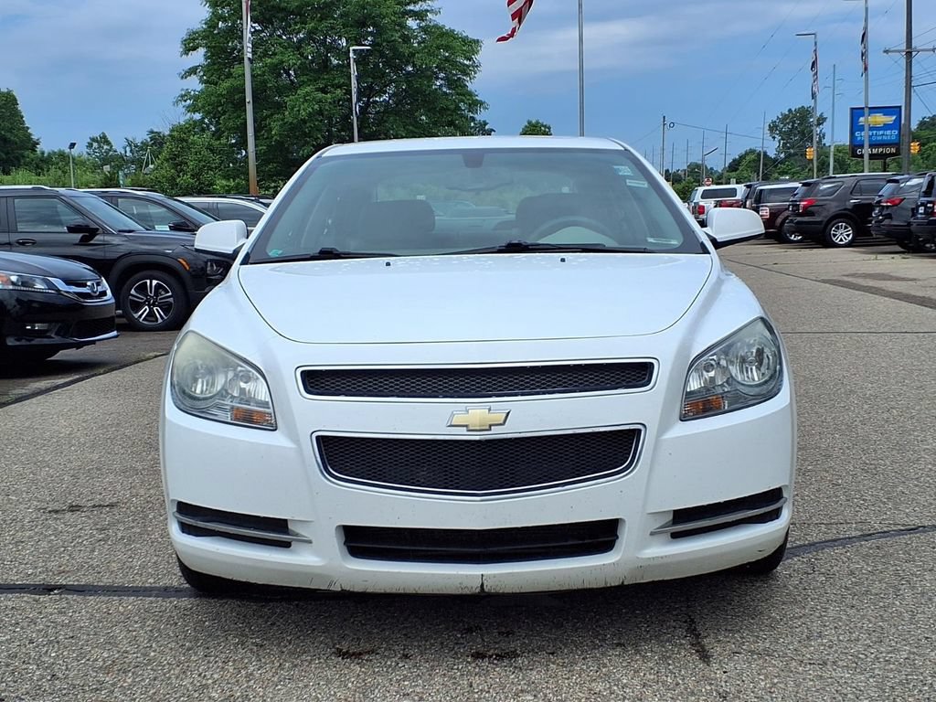 Used 2009 Chevrolet Malibu LT w/ Power Convenience Package FWD image 2