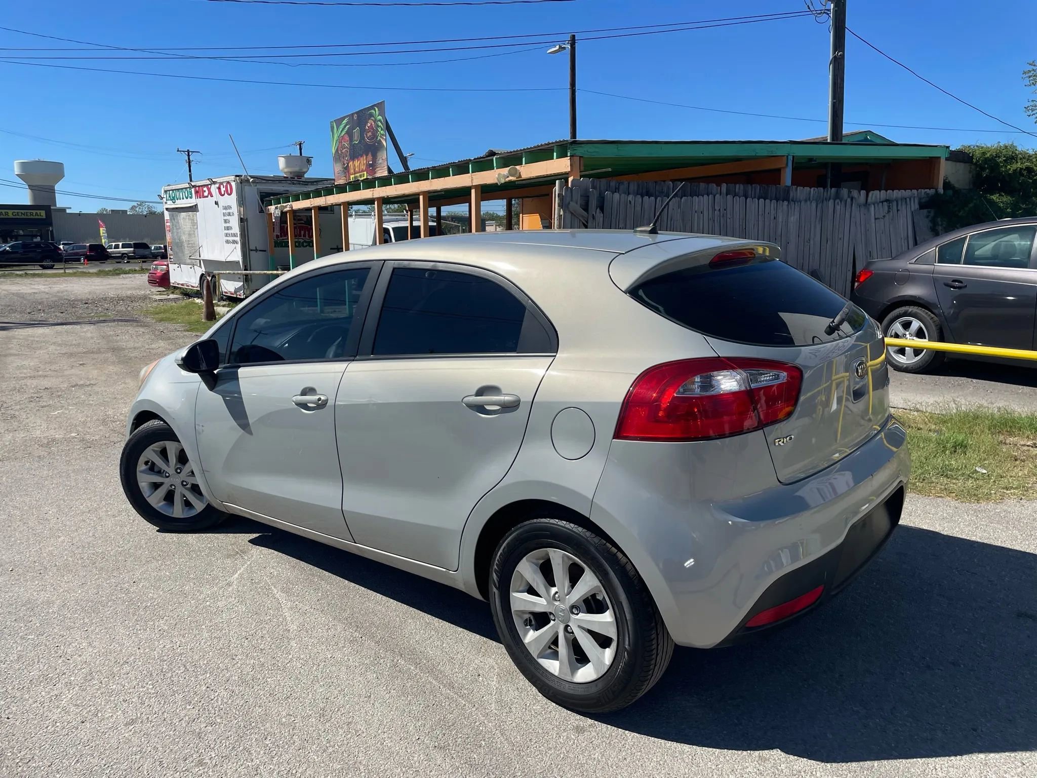 Used 2013 Kia Rio EX w/ Convenience Pkg image 4