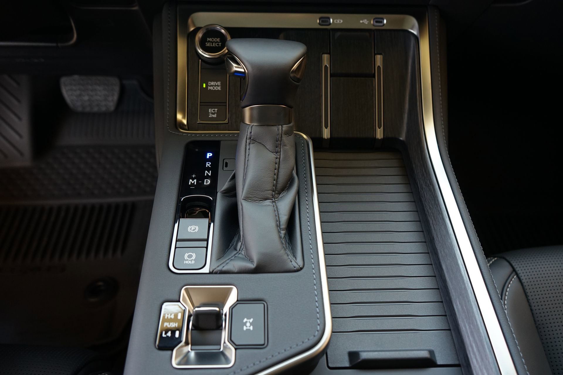 Used 2026 Lexus GX 550 AWD/4WD image 18