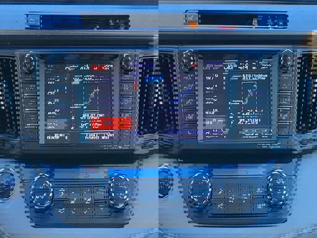 Used 2017 Toyota RAV4 Limited w/ Protection Package image 10