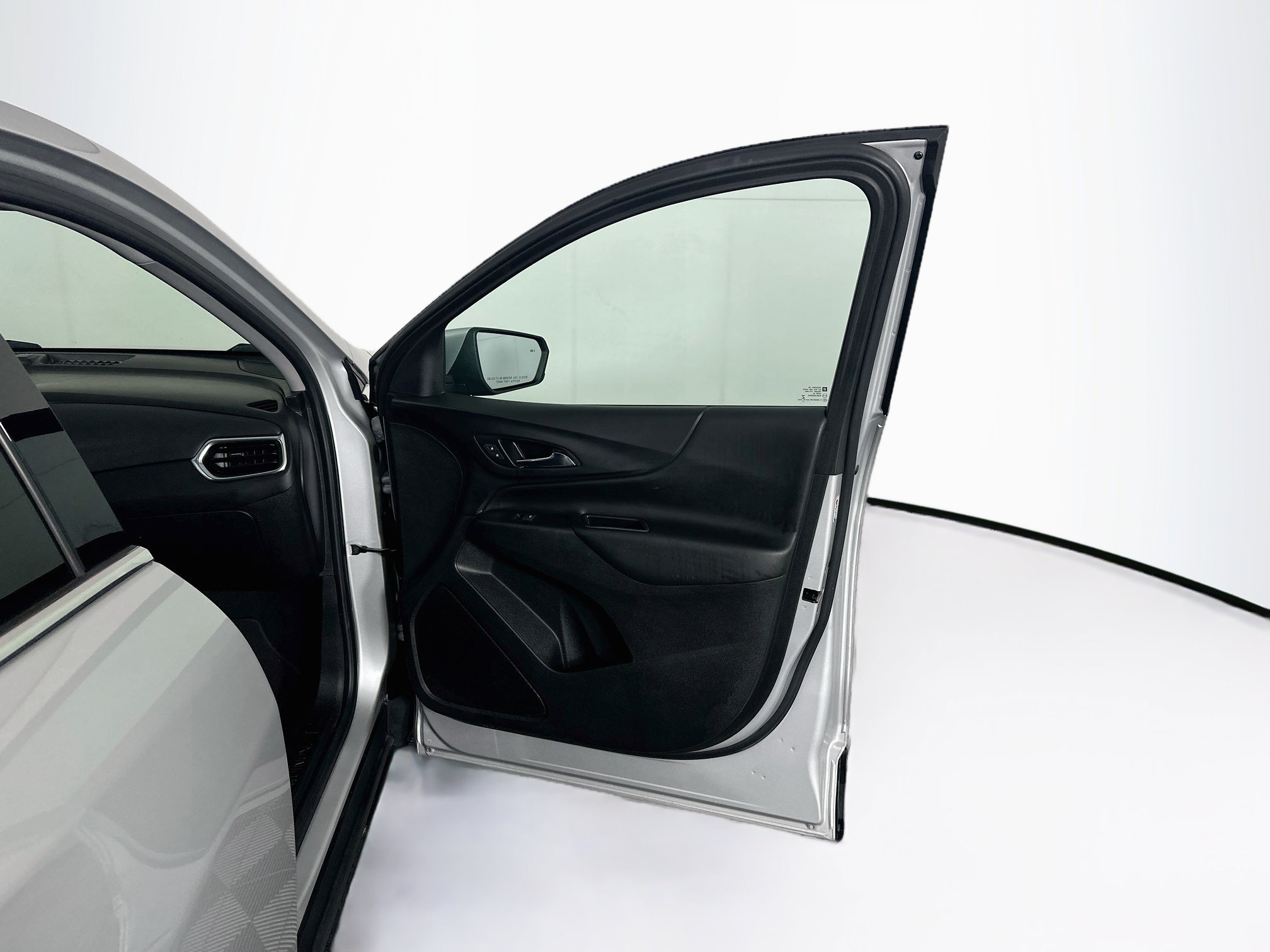 Used 2019 Chevrolet Equinox LT FWD image 33