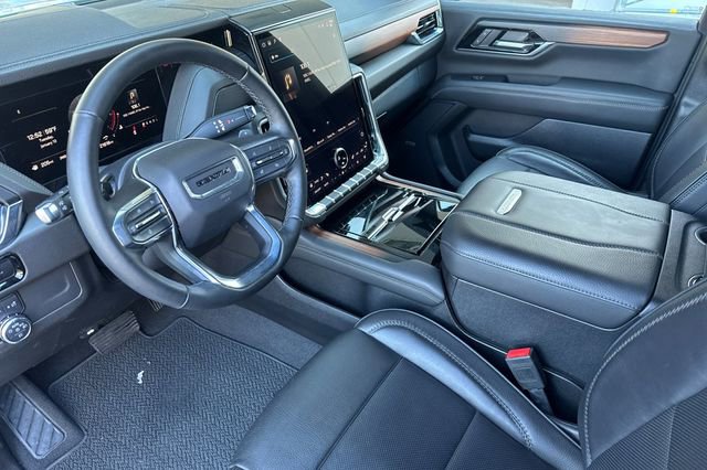 Used 2025 GMC Yukon Denali image 10