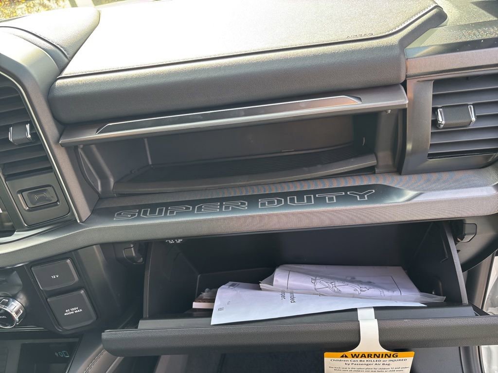 New 2026 Ford F350 Platinum image 32