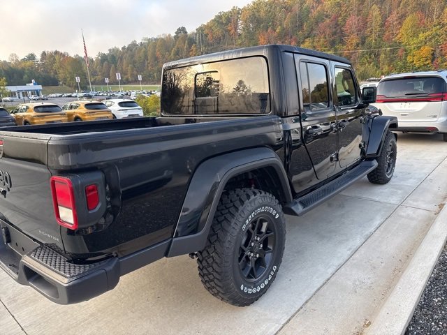 New 2025 Jeep Gladiator Sport image 5