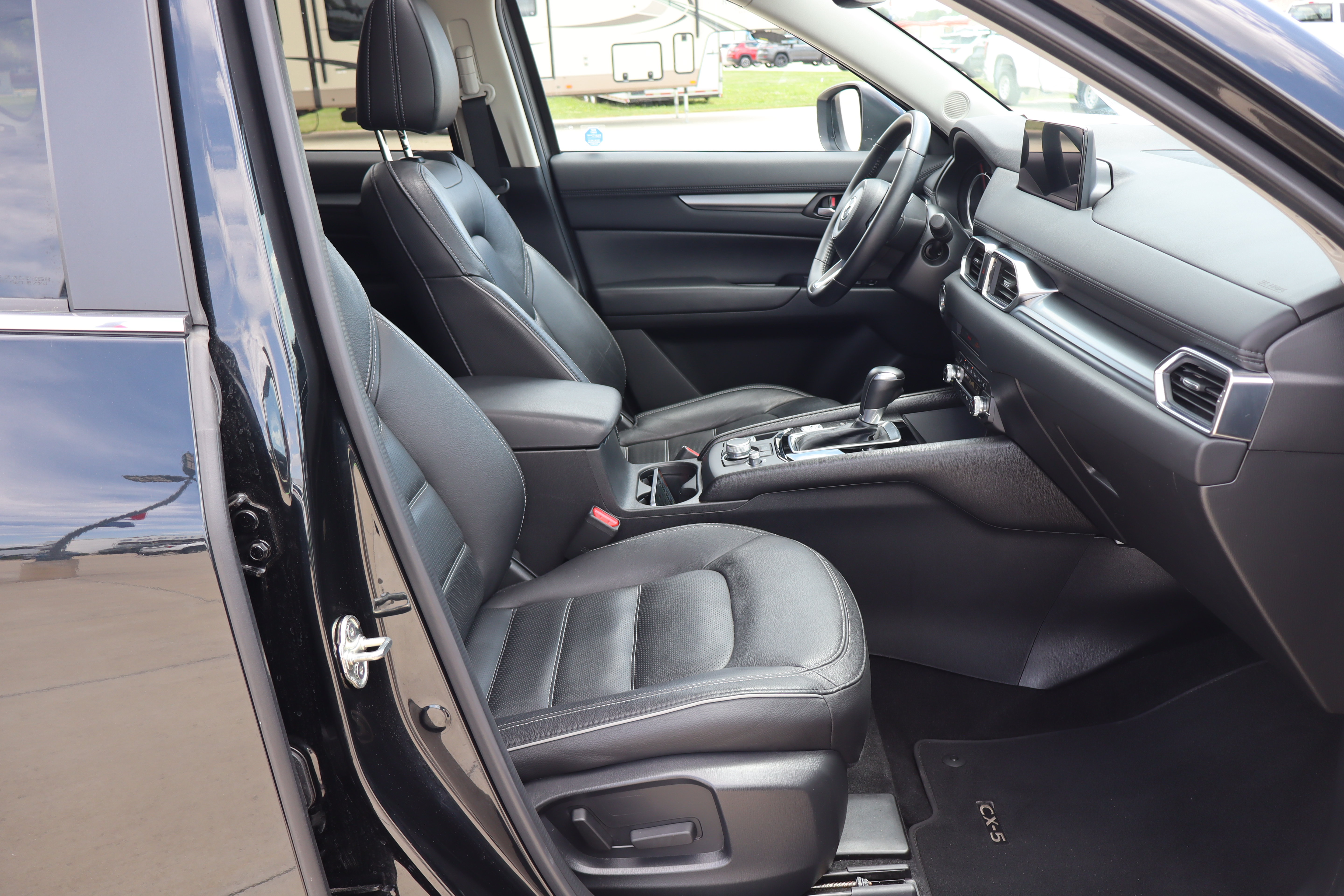 Used 2025 MAZDA CX-5 AWD 2.5 S w/ Preferred Package image 12