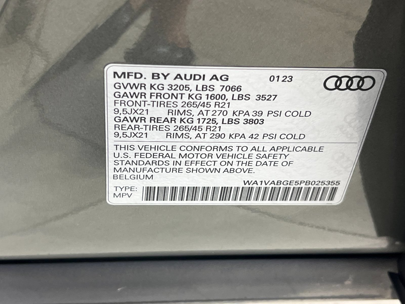 Used 2023 Audi e-tron Chronos w/ Chronos Package AWD/4WD image 29