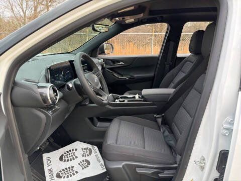 New 2026 Chevrolet Equinox LT w/ Midnight Edition image 17