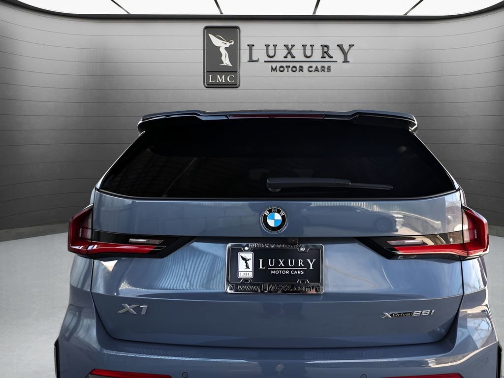 Used 2023 BMW X1 xDrive28i w/ Convenience Package image 18