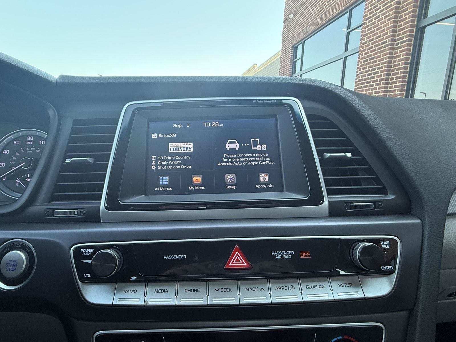 Used 2018 Hyundai Sonata SEL w/ Tech Package 02 FWD image 4