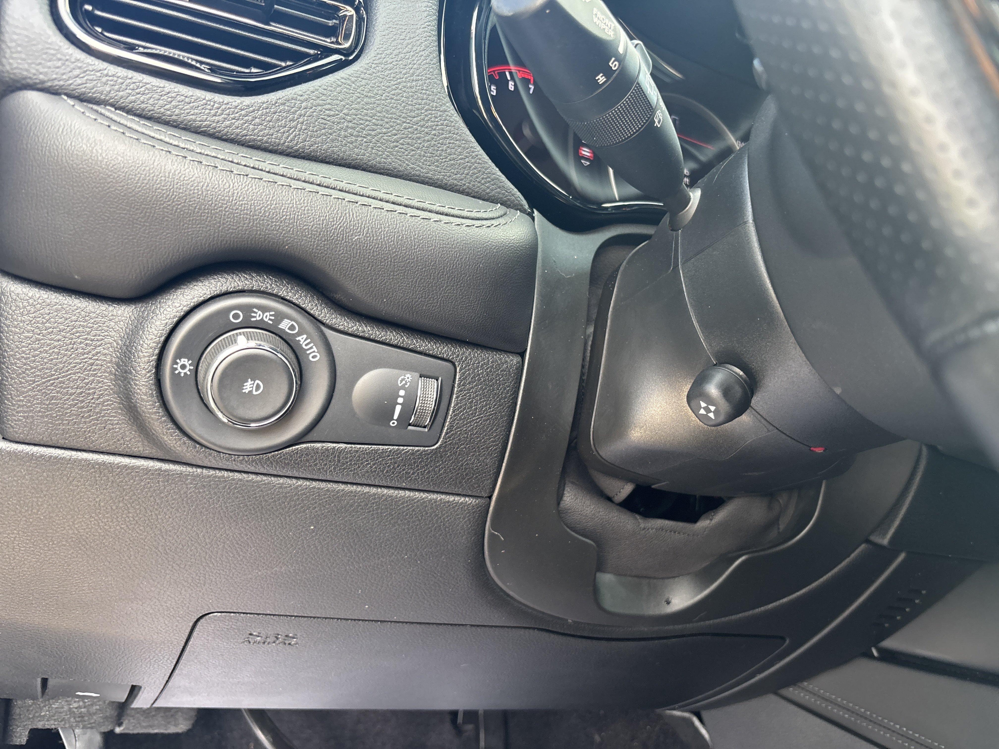 Used 2022 Dodge Durango GT AWD/4WD image 17