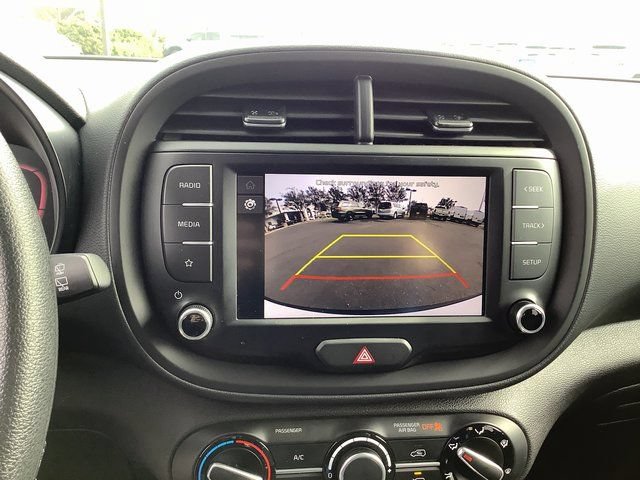Used 2024 Kia Soul LX w/ Option Group 015 FWD image 19
