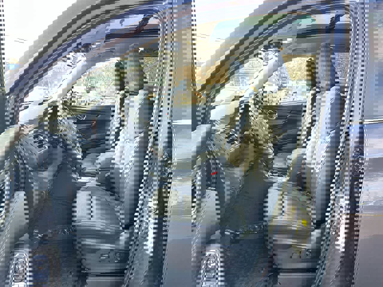 Certified 2025 Subaru Ascent Limited image 13