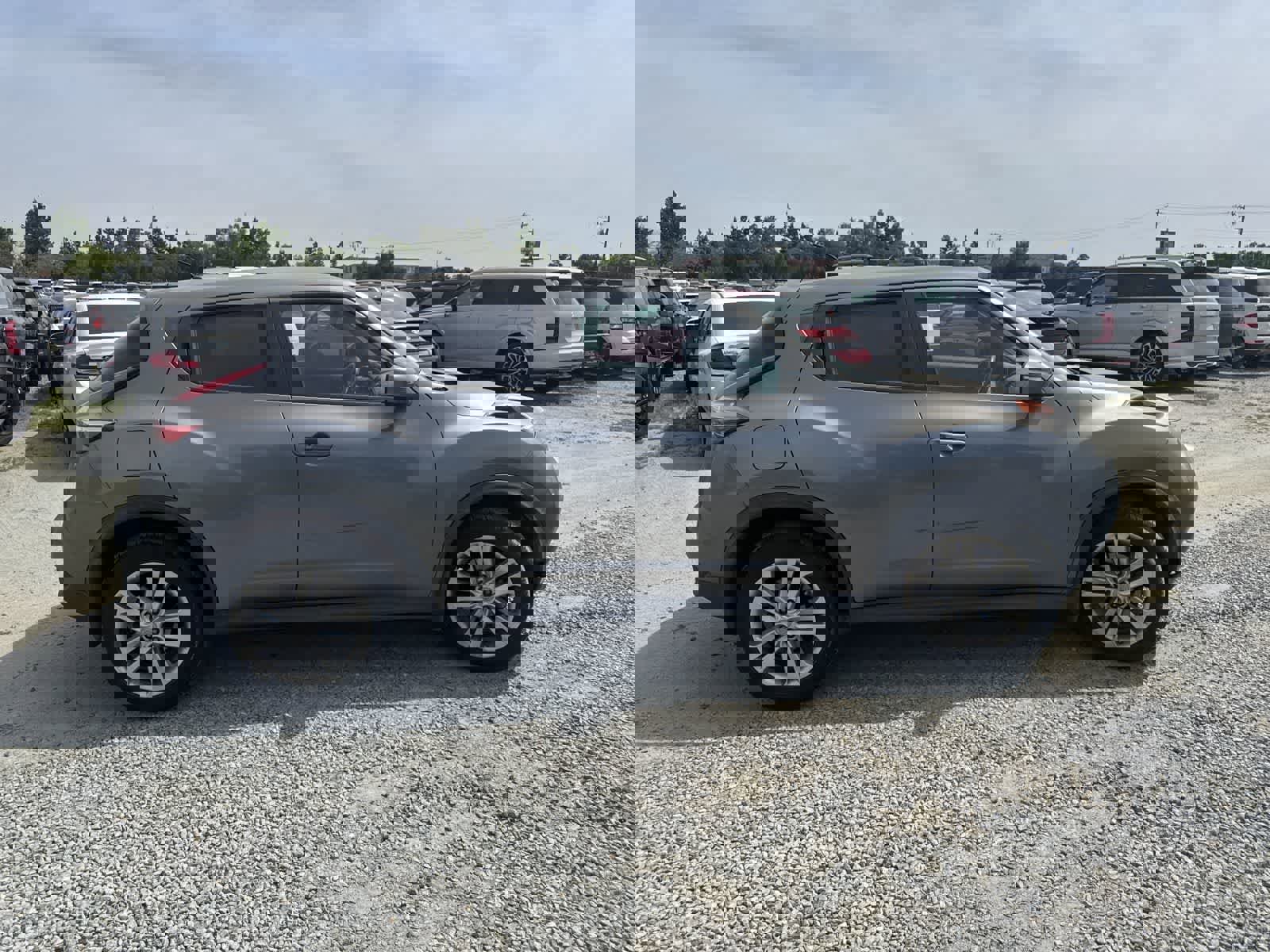 Used 2015 Nissan Juke S image 4