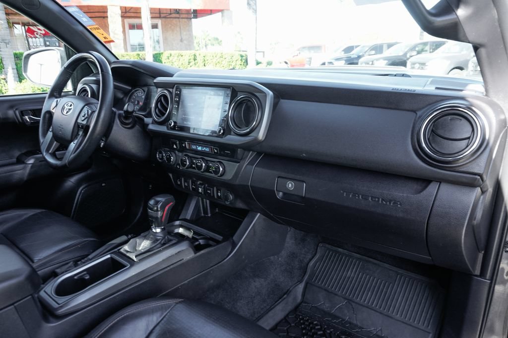 Used 2021 Toyota Tacoma TRD Pro AWD/4WD image 38
