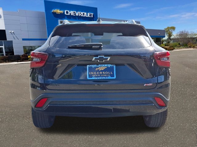 Used 2025 Chevrolet Trax RS w/ Driver Confidence Package FWD image 26
