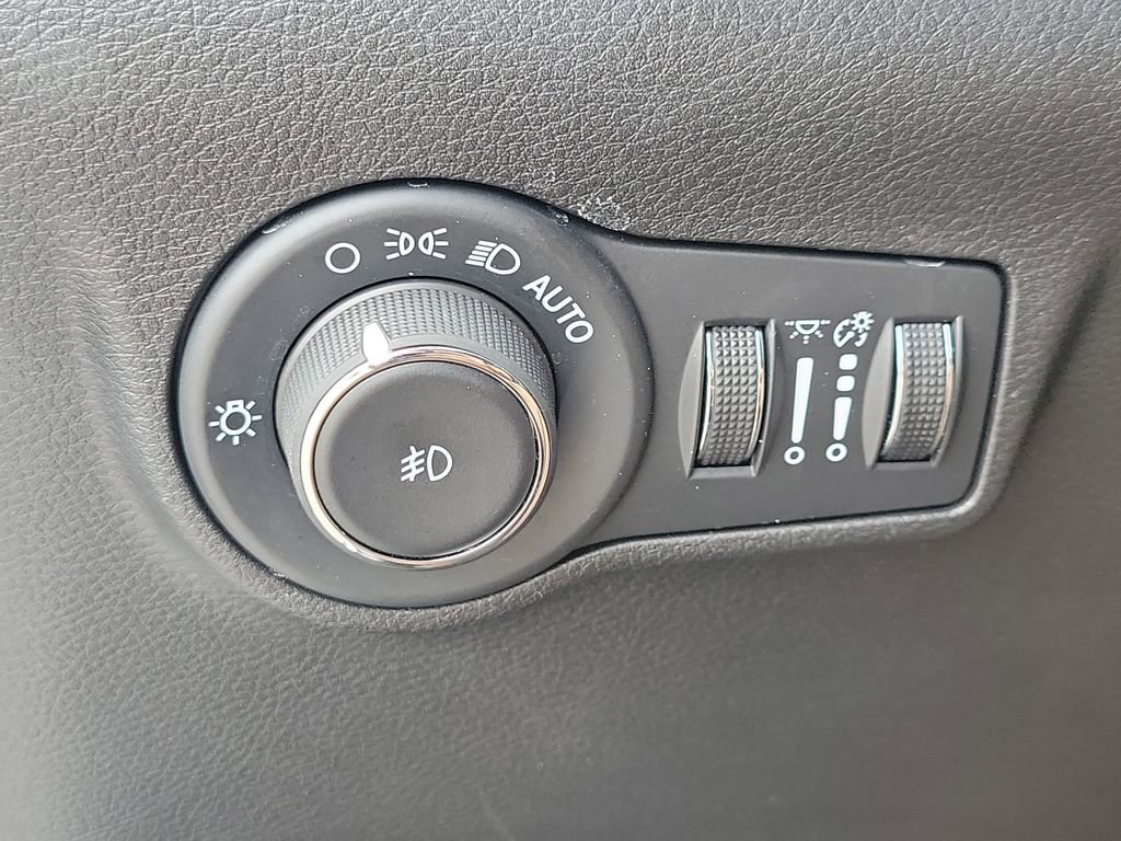 Used 2024 Jeep Compass Trailhawk AWD/4WD image 31