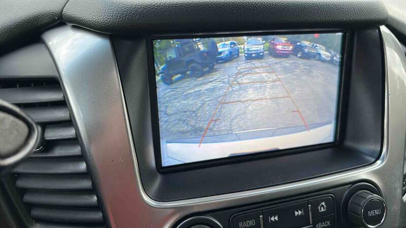 Used 2019 Chevrolet Suburban Premier AWD/4WD image 33