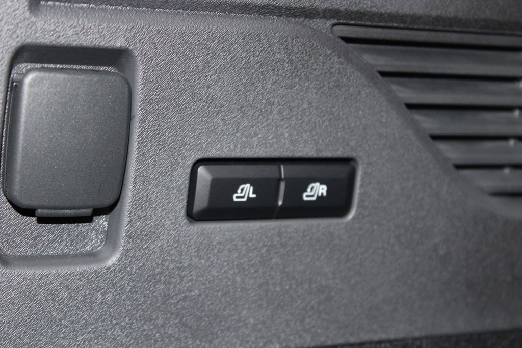 New 2026 Lincoln Nautilus Reserve image 16