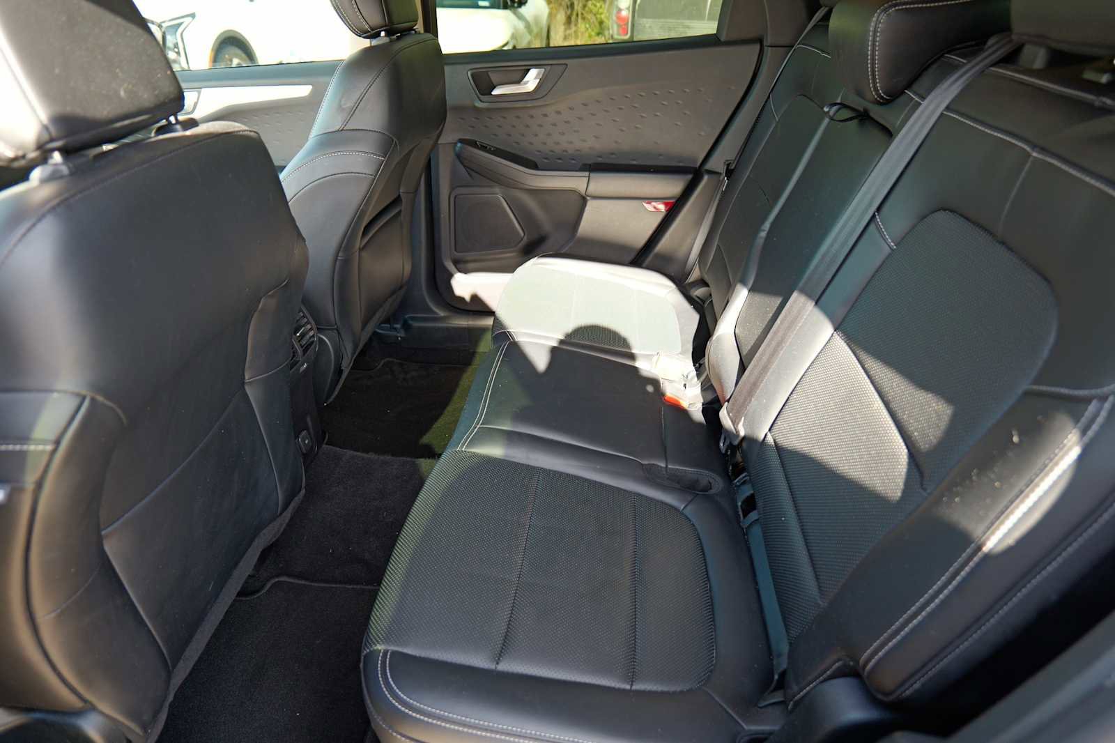 Used 2020 Ford Escape SEL image 23