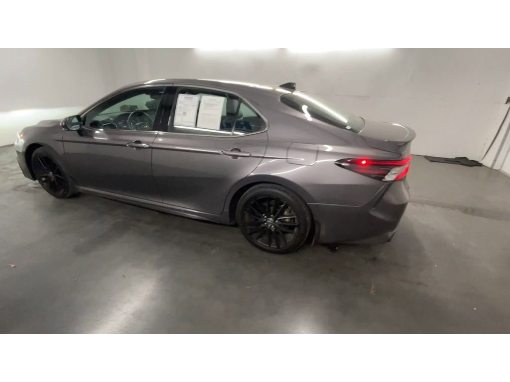 Used 2023 Toyota Camry XSE image 6