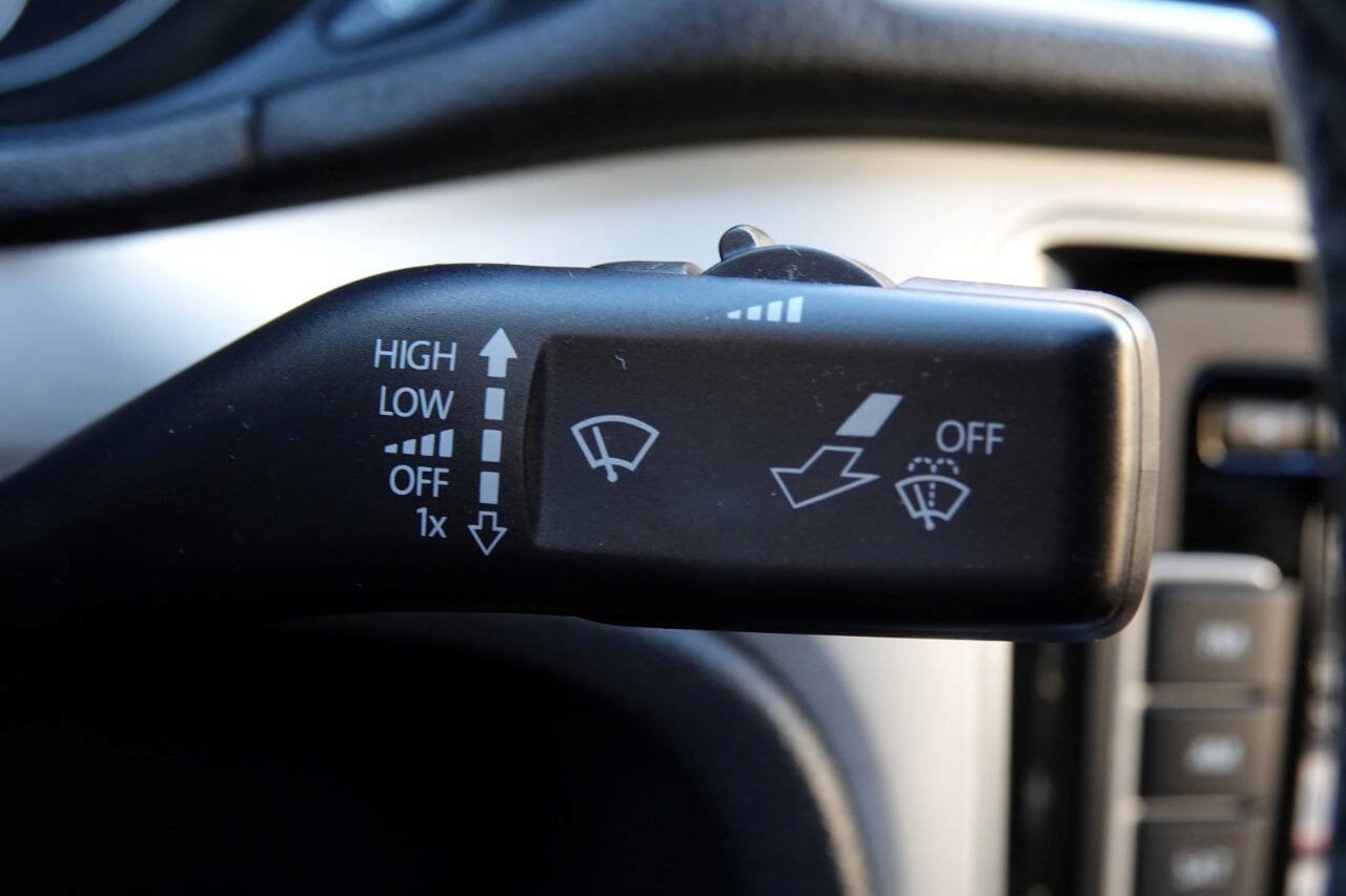 Used 2012 Volkswagen Passat TDI SE FWD image 91
