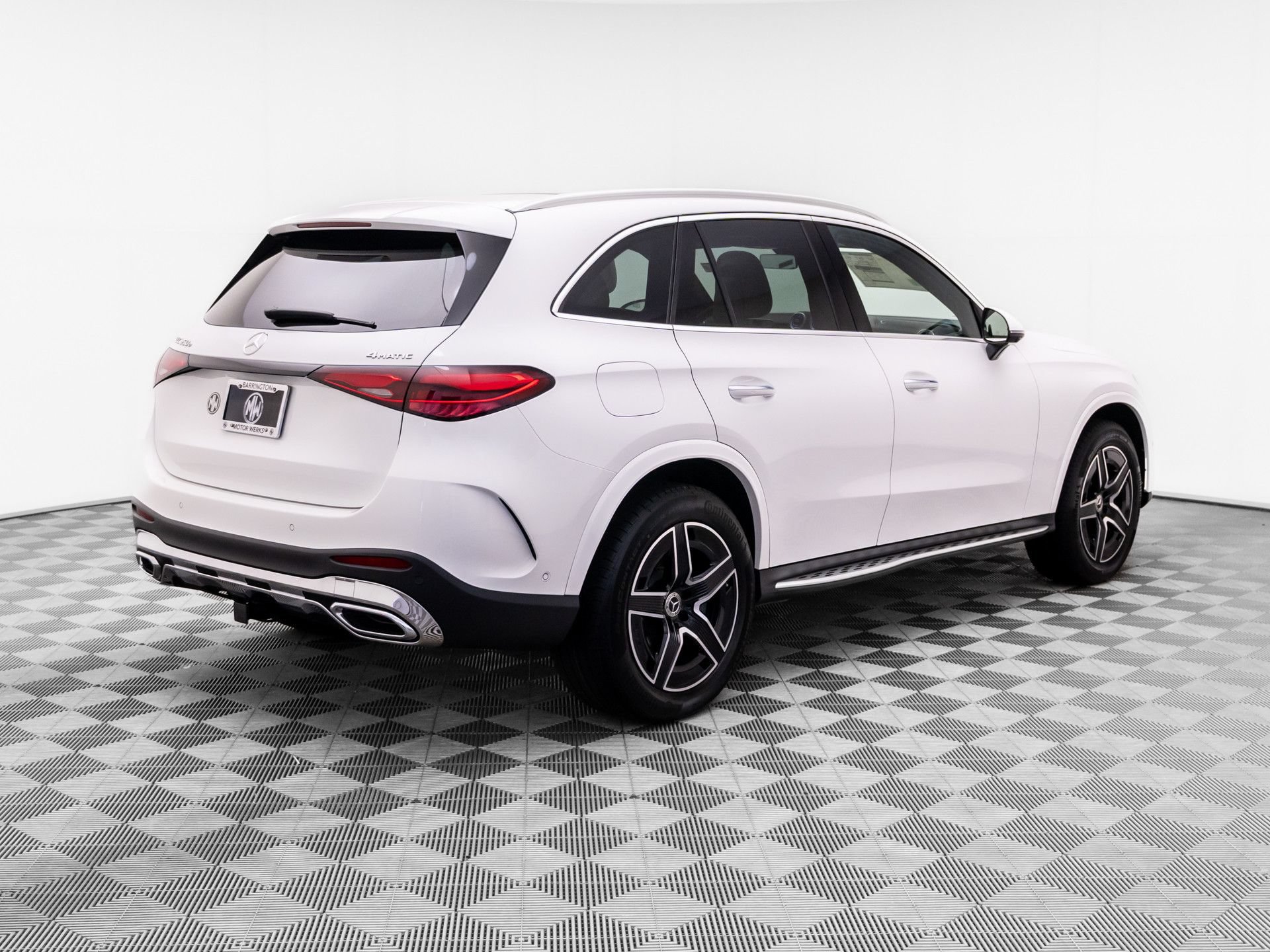 New 2027 Mercedes-Benz GLC 350e 4MATIC image 5