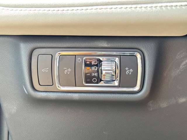 New 2026 Lincoln Aviator 2WD w/ Jet Appearance Package image 21
