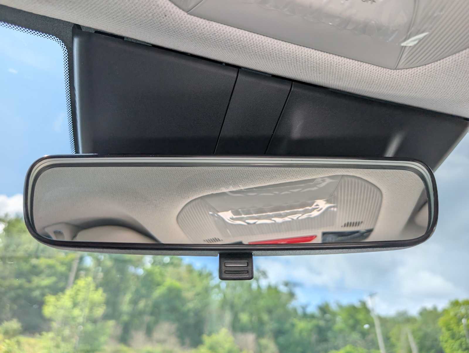 New 2026 Kia K4 FWD image 25