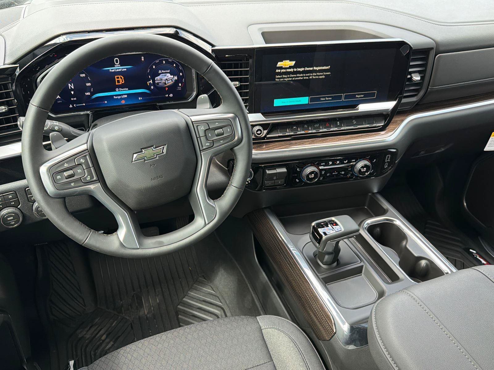 New 2026 Chevrolet Silverado 1500 RST AWD/4WD image 15