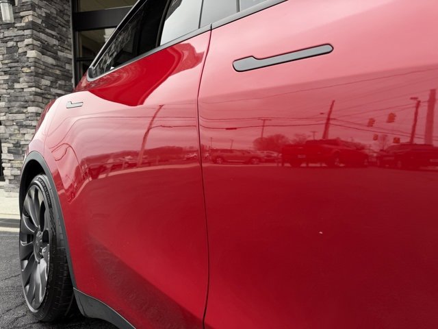 Used 2022 Tesla Model Y Performance image 24