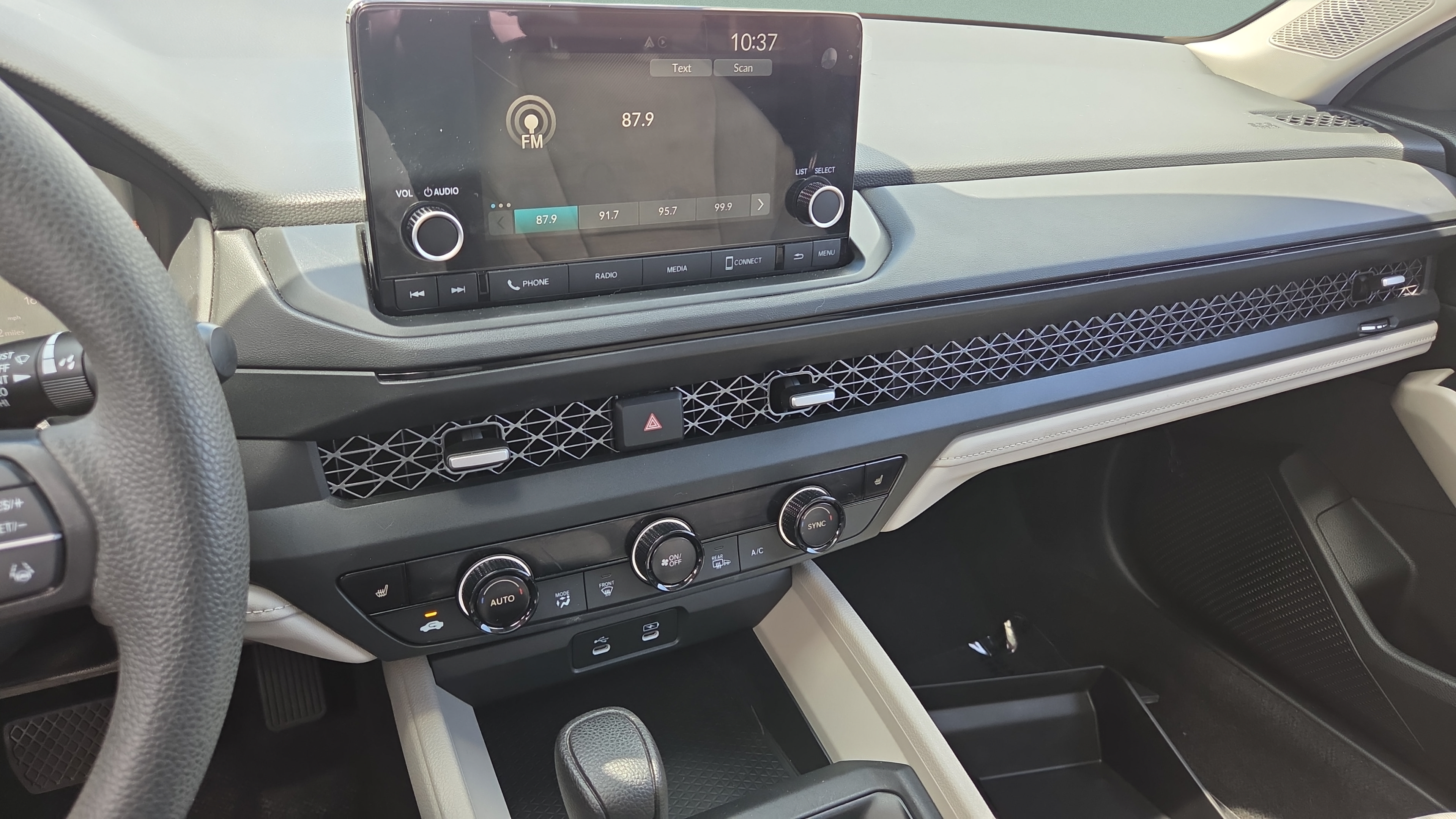 Used 2023 Honda Accord EX image 23