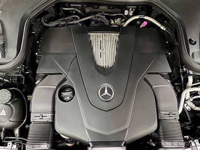 Used 2017 Mercedes-Benz E 400 4MATIC Wagon image 75