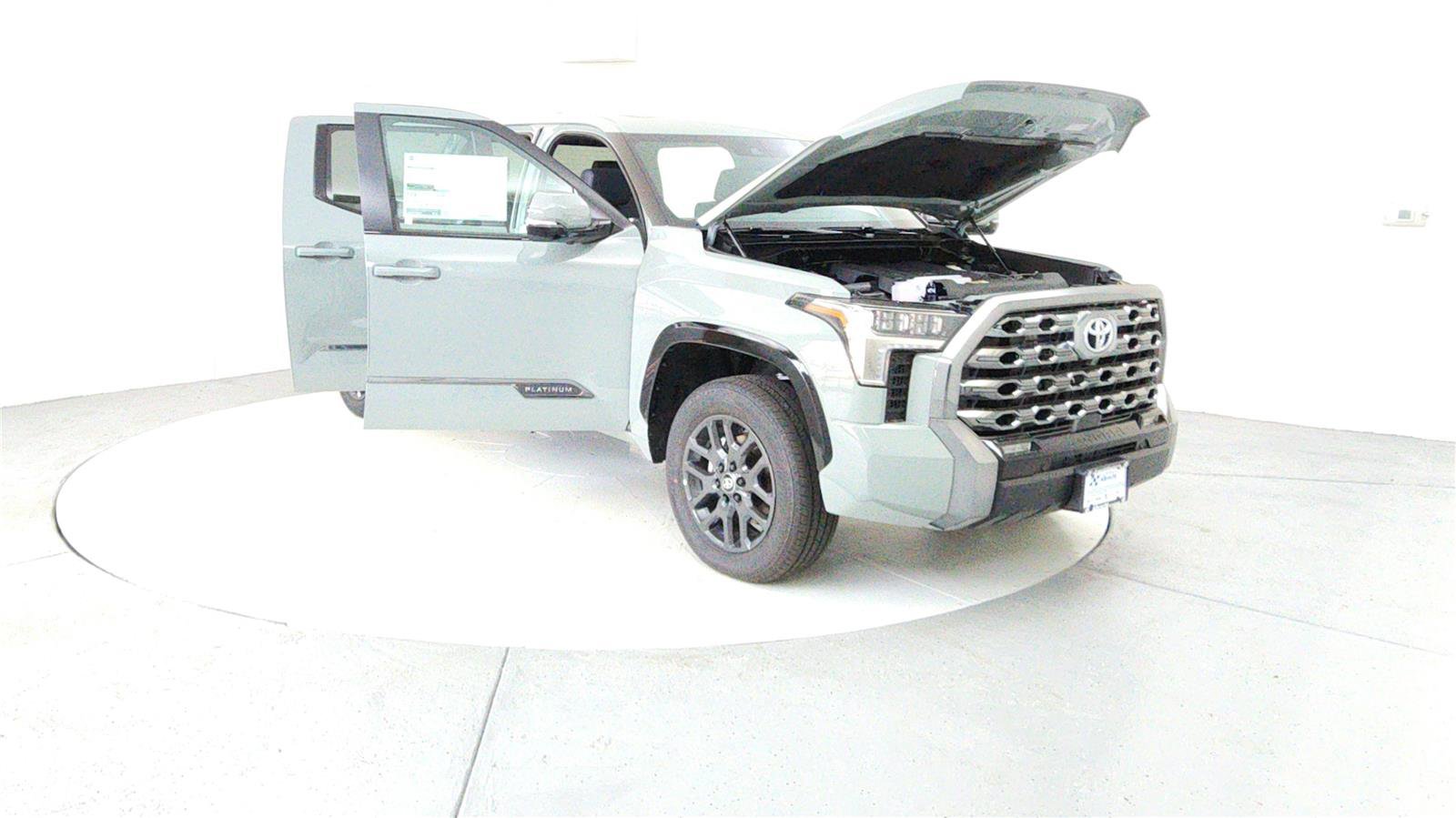 New 2025 Toyota Tundra Platinum image 9